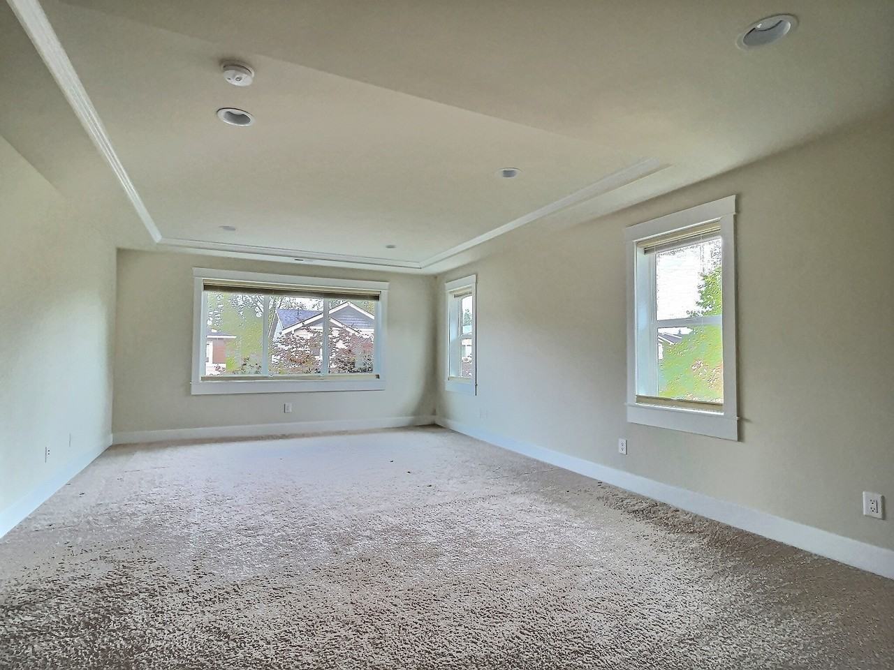 22978 Se 52nd St #NA - Photo 6 of 17