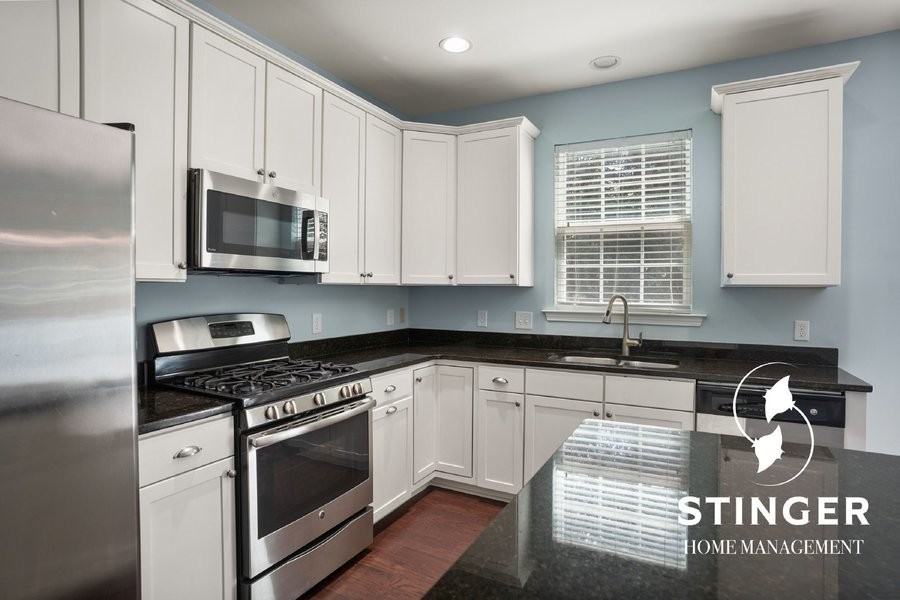 208 Mission Way - Photo 7 of 28