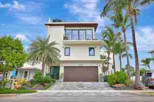 305 Oak St - Photo 1 of 1
