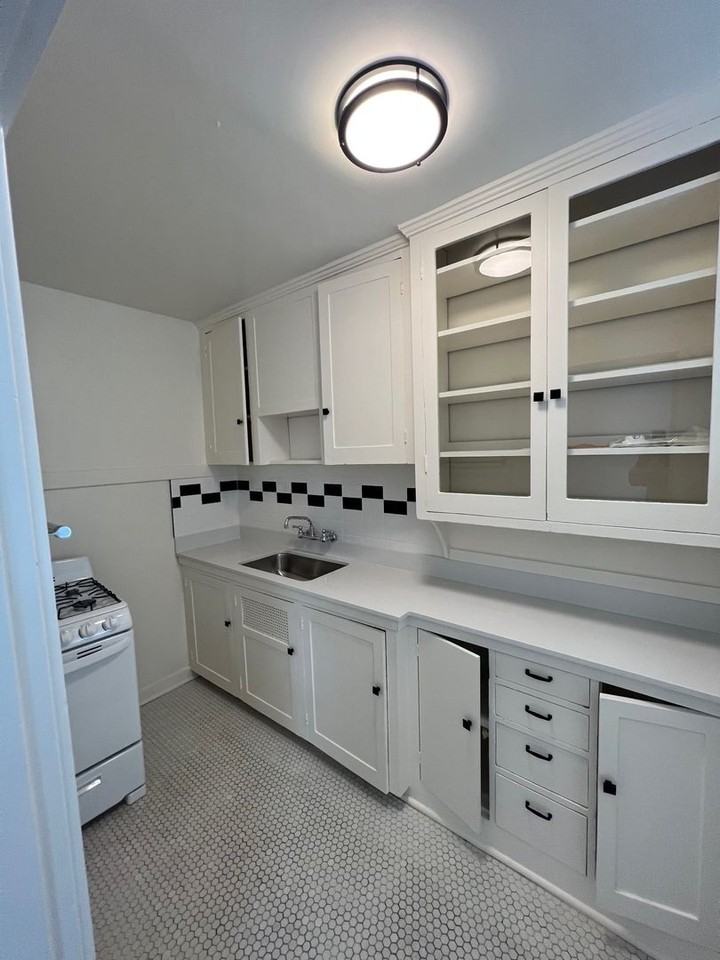 Glen Ellen Apartments - Photo 4 of 15