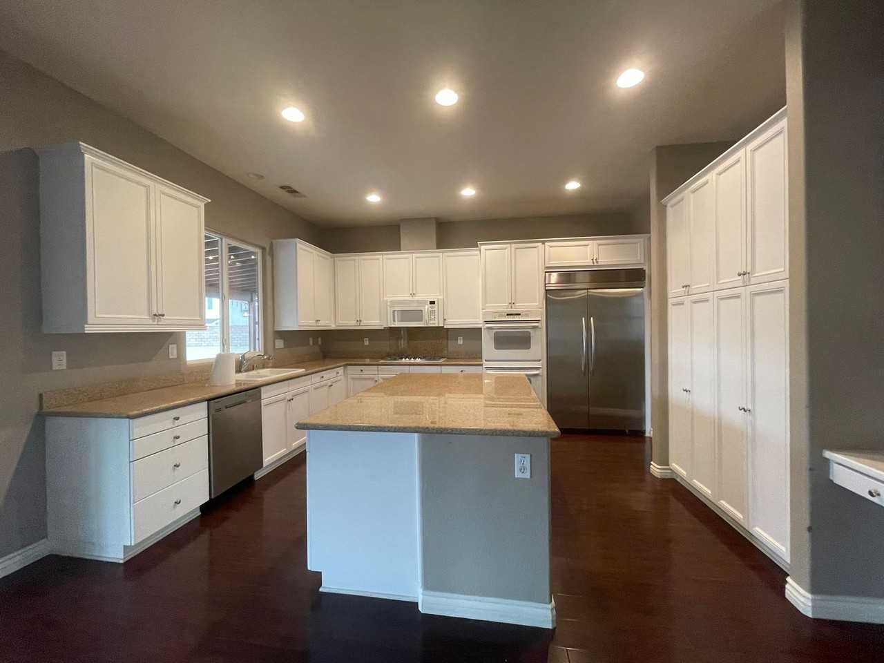 19199 La Quinta Pl - Photo 3 of 50