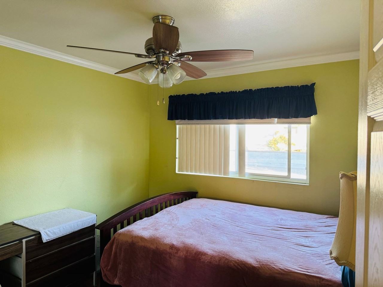 320 Green Moor Pl - Photo 6 of 20