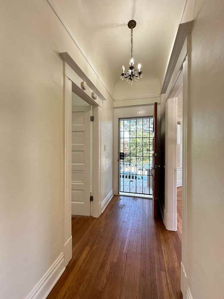 4238 2nd Avenue - Photo 5 of 23