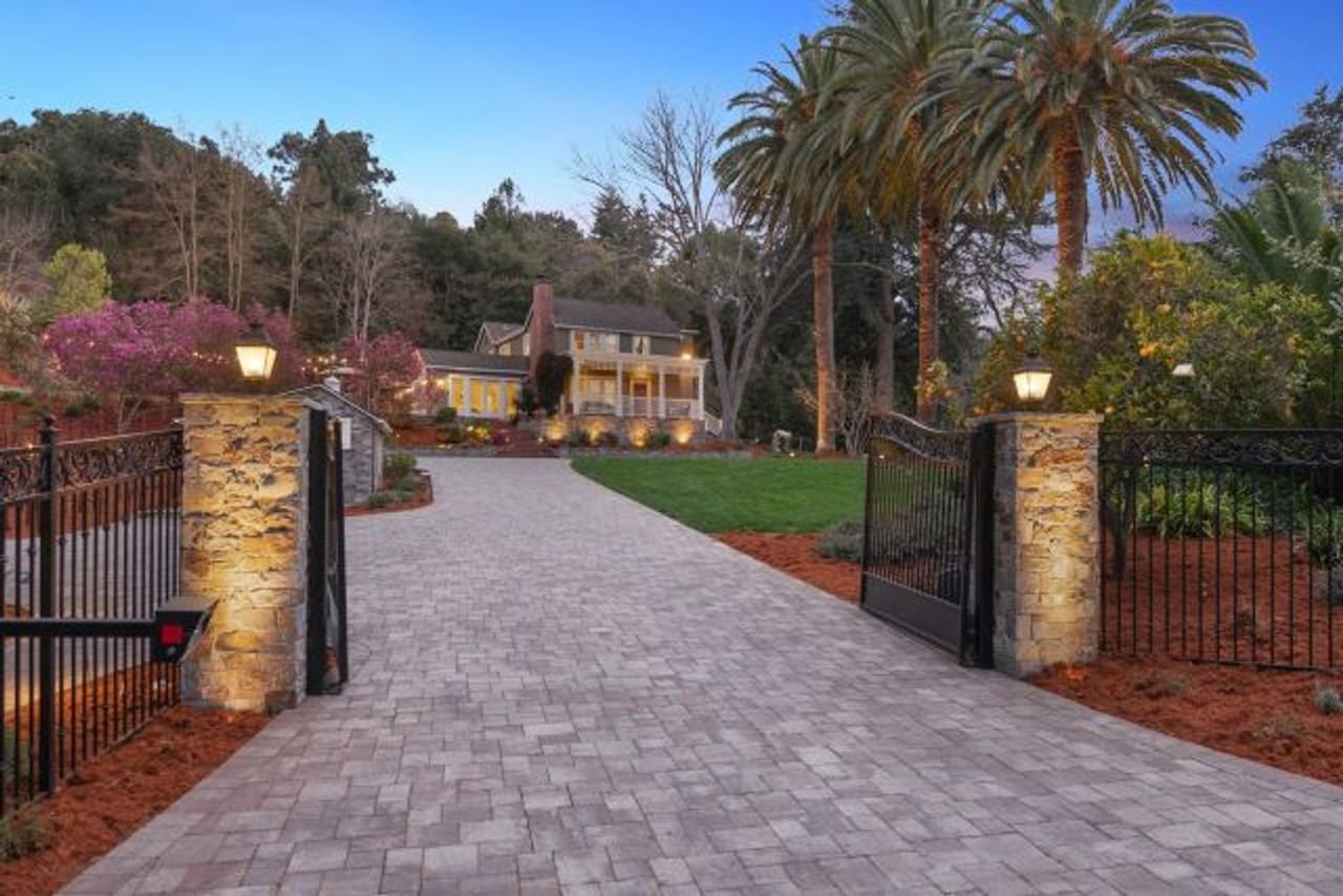 13850 Pierce Rd - Photo 2 of 24