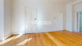 39 Laurel St #1 - Photo 1 of 1