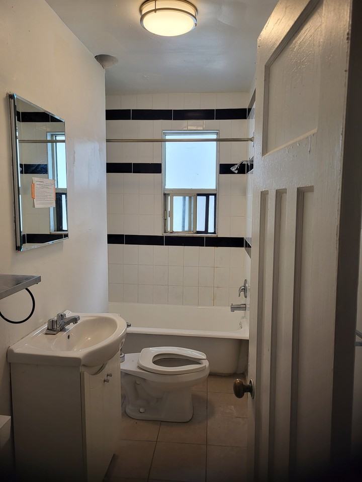 101 Vaughan Road - Photo 2 of 6