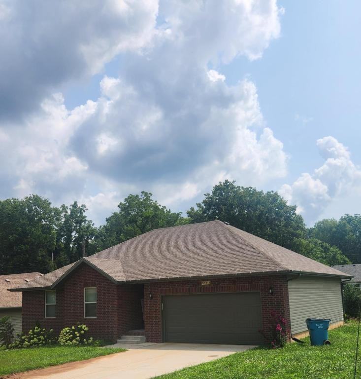 5858 S Geranium Ln - Photo 2 of 25