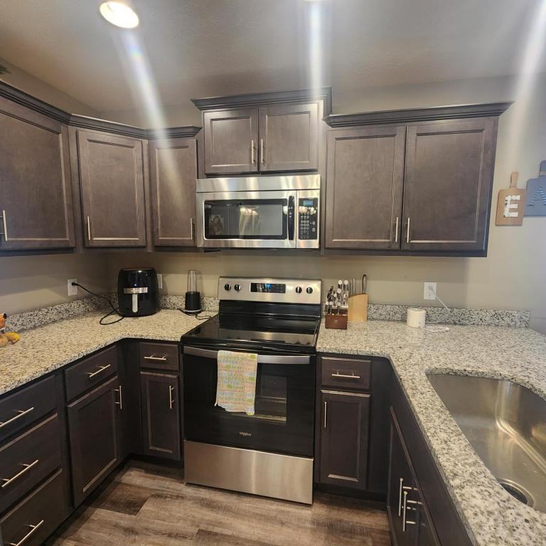 5858 S Geranium Ln - Photo 6 of 25