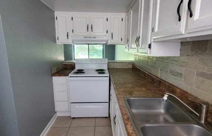 1305 Proper Street - Photo 3 of 8