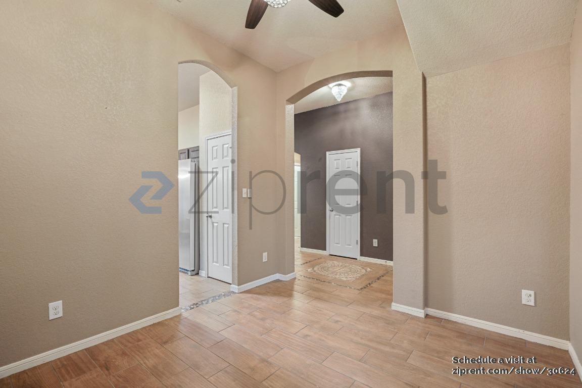 10107 Margarita Hl - Photo 5 of 22