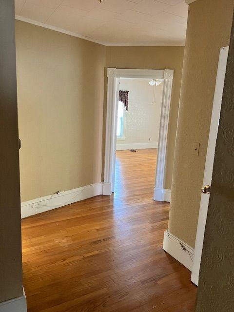 252 N Main St - Photo 3 of 4