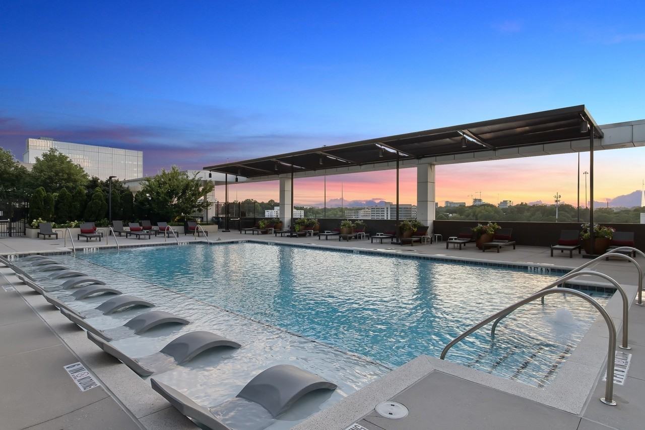 AMLI Arts Center - Photo 2 of 51