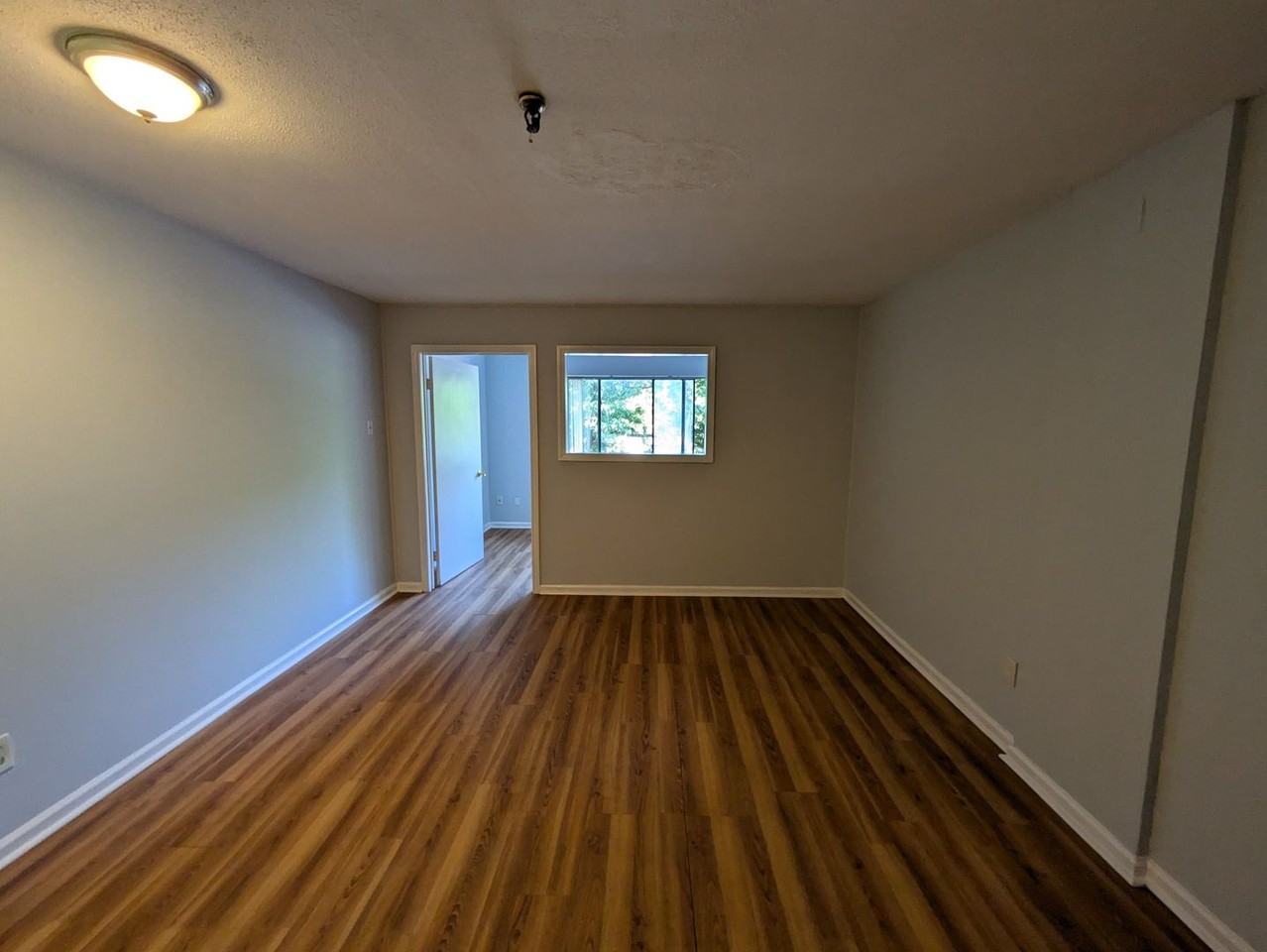 Riverview Apartments - Photo 5 of 10