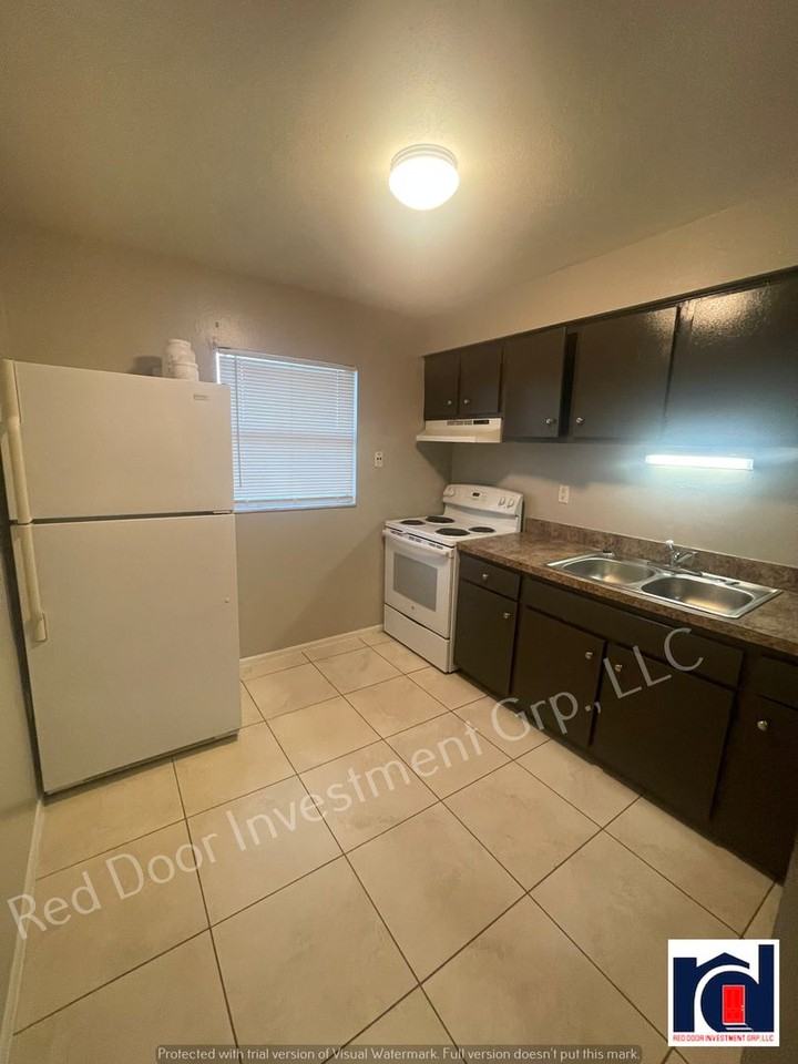 609 S Central Ave ##203 - Photo 5 of 10