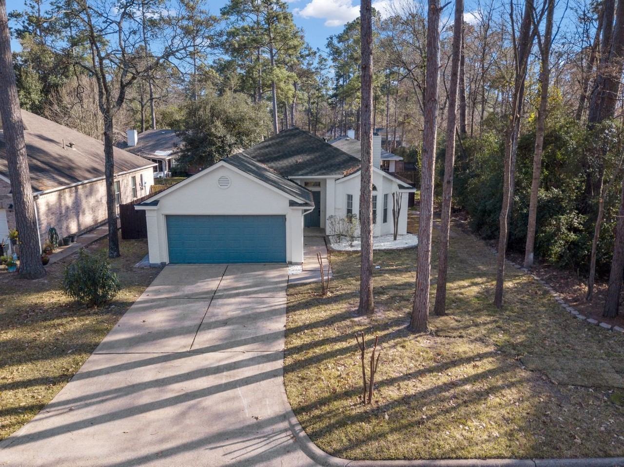 12215 Browning Dr - Photo 2 of 40