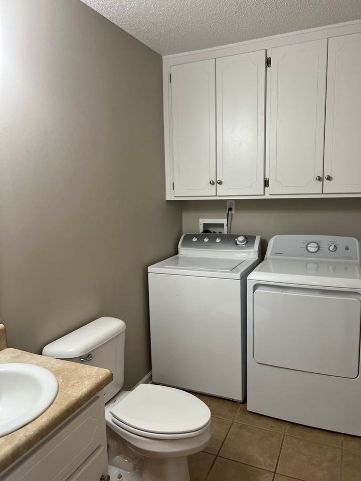 201 Wakefield Way - Photo 6 of 17