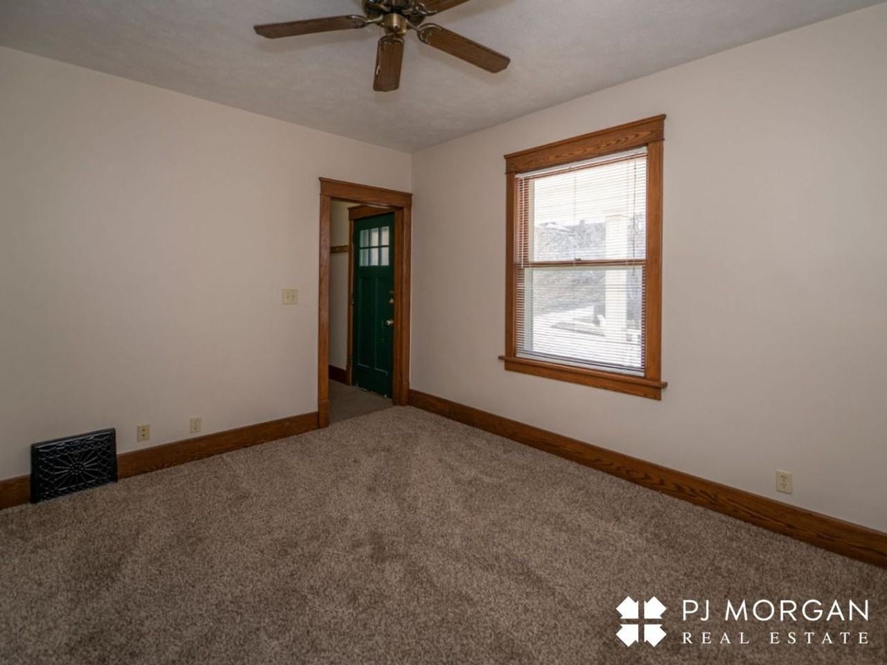 3812 Marcy St - Photo 2 of 11