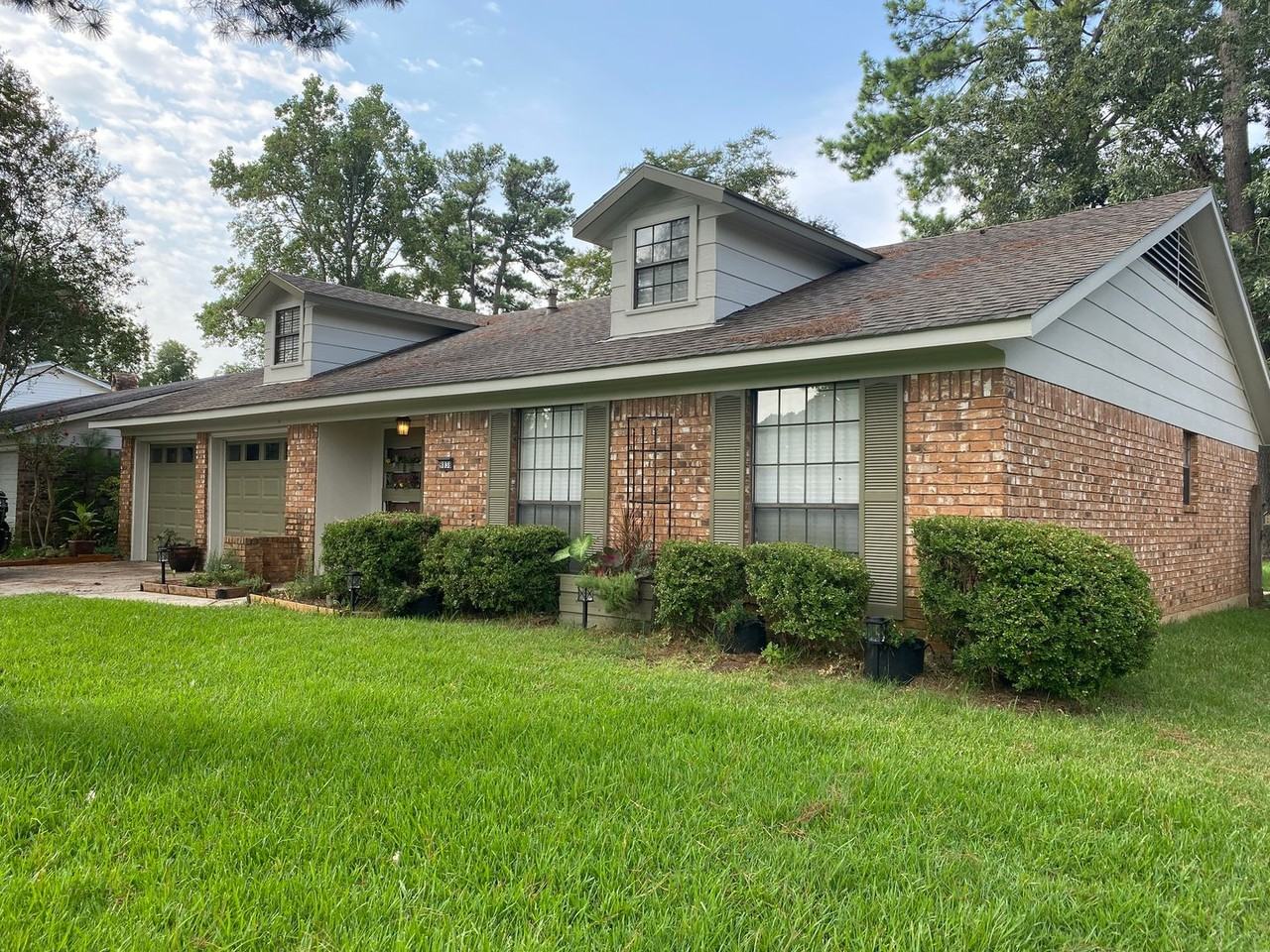 9838 High Point Dr - Photo 2 of 28