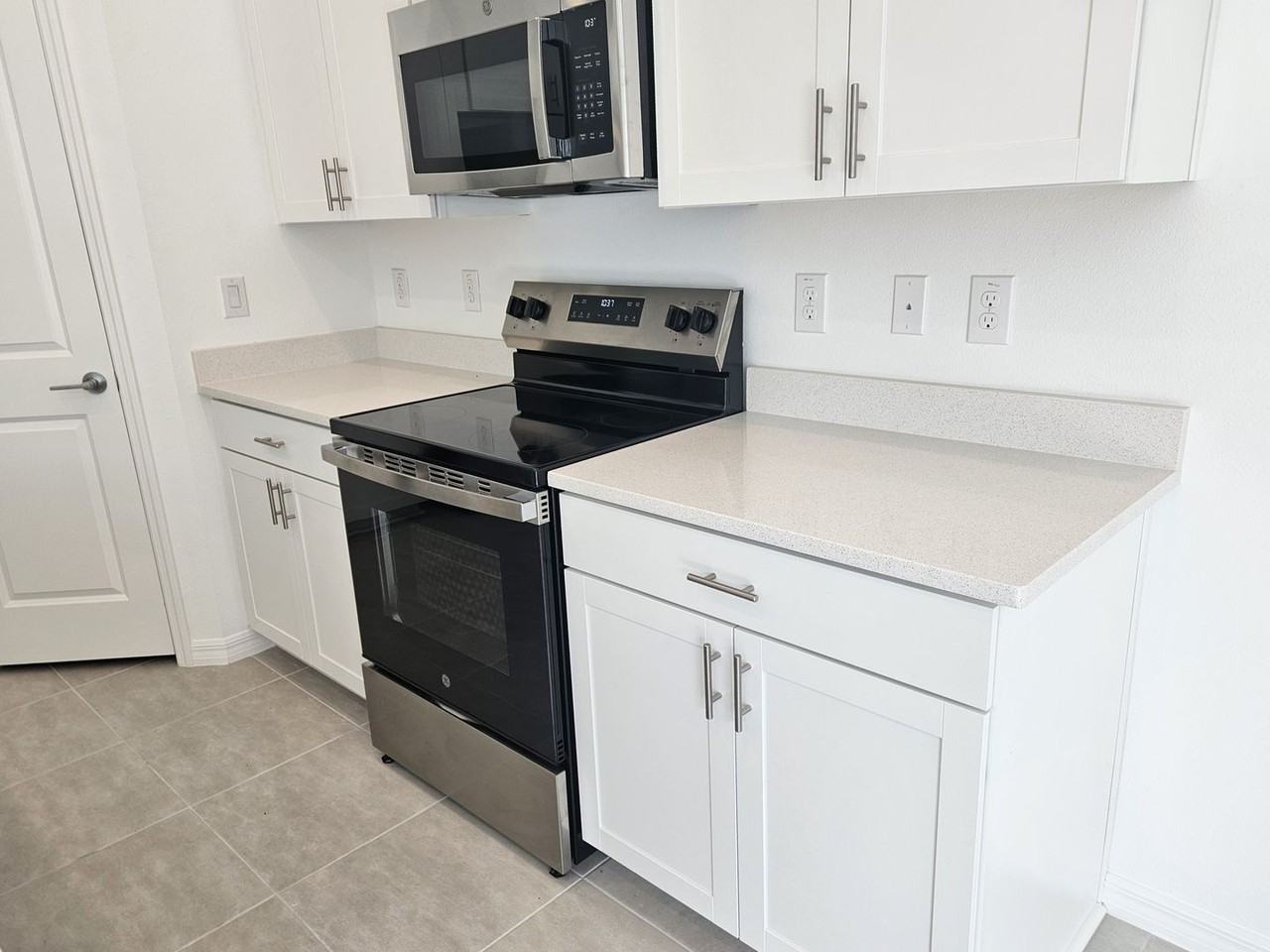 2264 Paravane Way - Photo 6 of 30