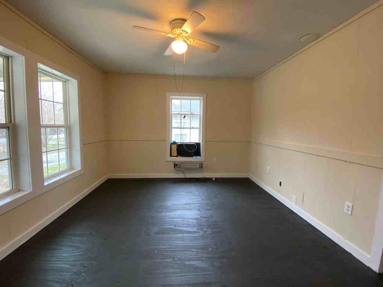 2415 Maple Road - Photo 3 of 9