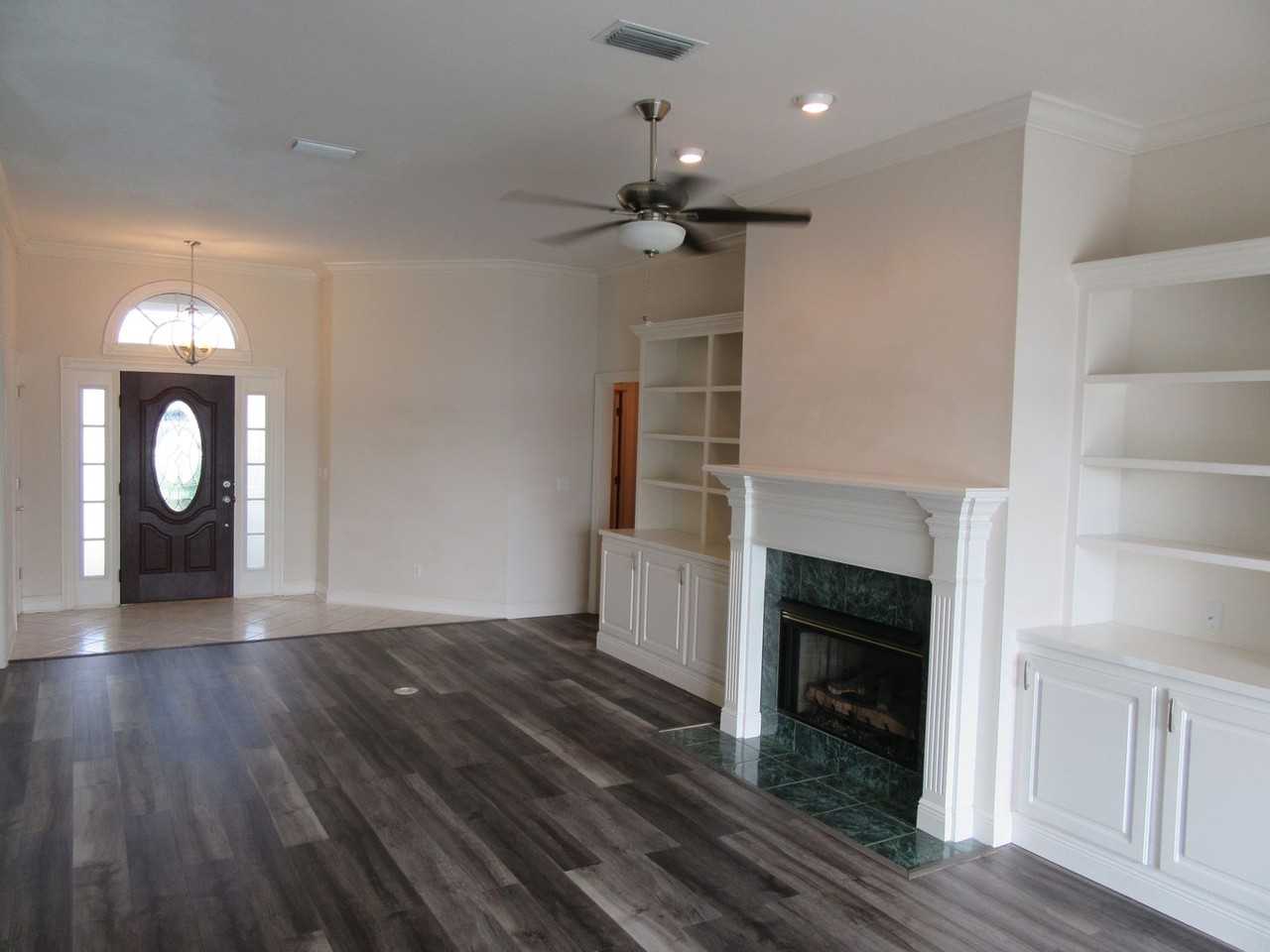 2516 Country Club Dr - Photo 7 of 23