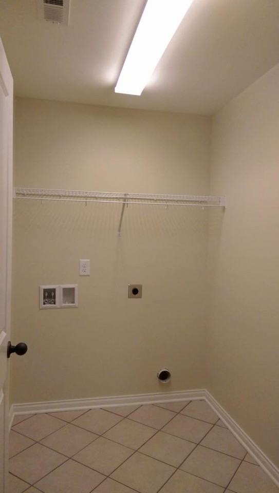 8412 Brookmoor Ln - Photo 6 of 14