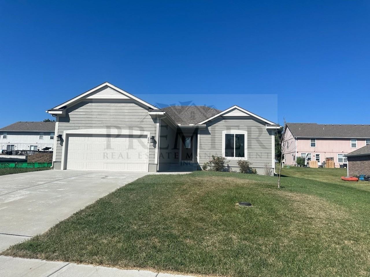 206 Blackjack Ave - Photo 2 of 25