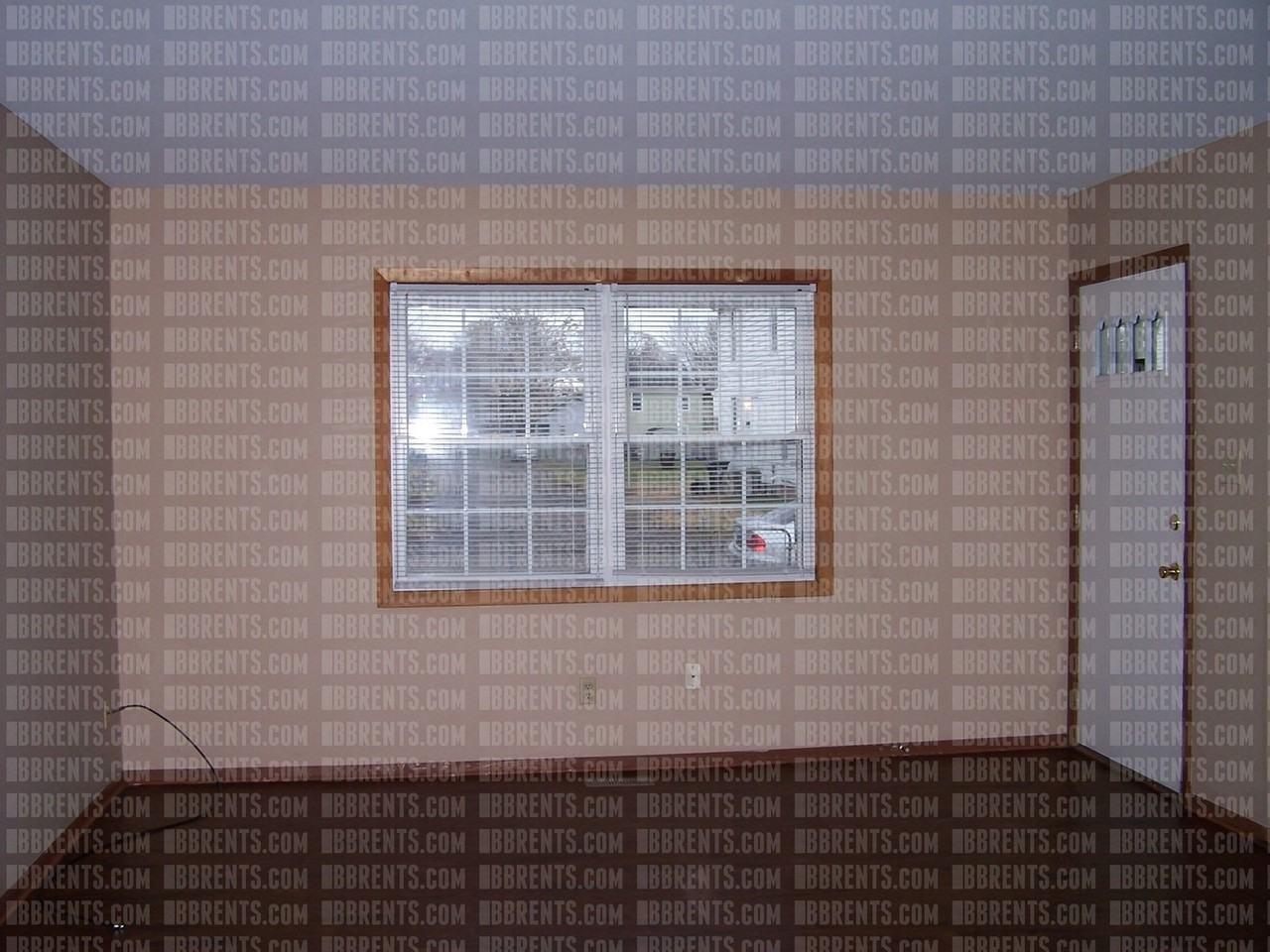 2013 Sherman Ave - Photo 3 of 12