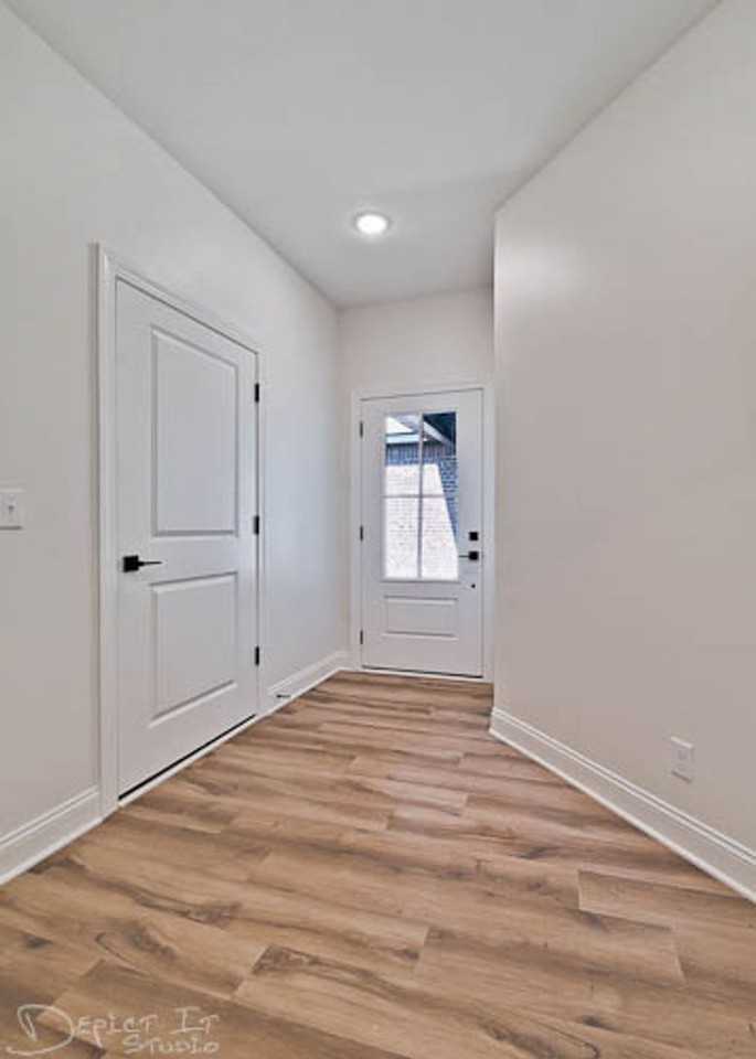 269 Turnberry Ct - Photo 3 of 18