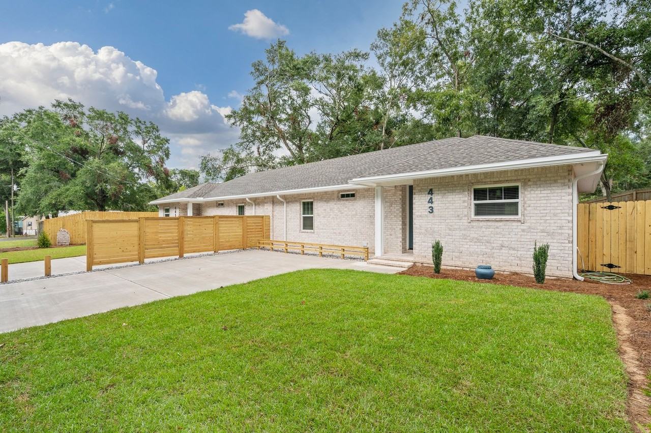 443 E Cobb Ave - Photo 5 of 40