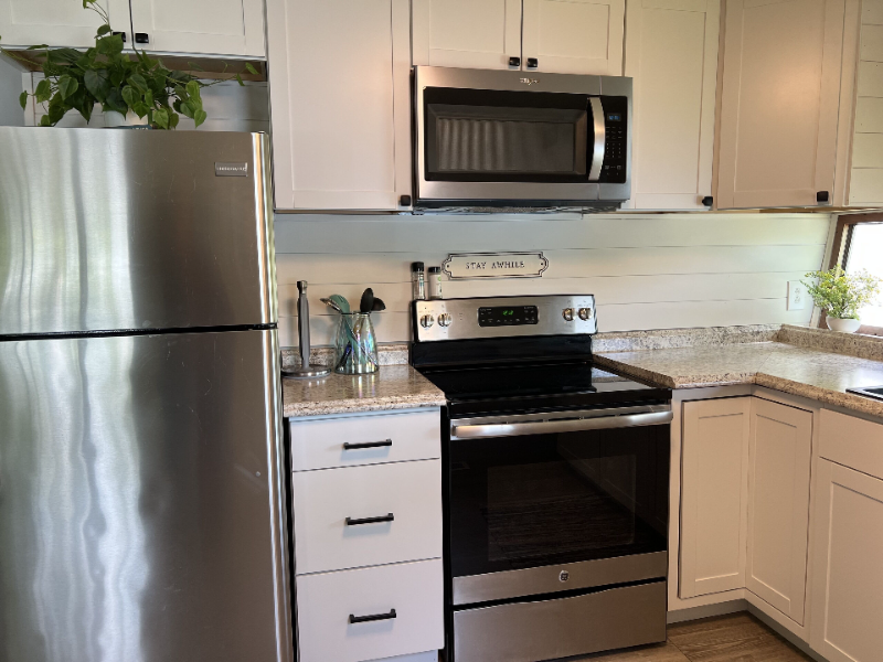 7811 Hillside Drive - Photo 3 of 12