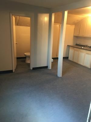 224 S Broadway - Photo 5 of 7