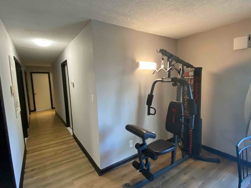 9548 University Terrace Dr #D - Photo 7 of 10