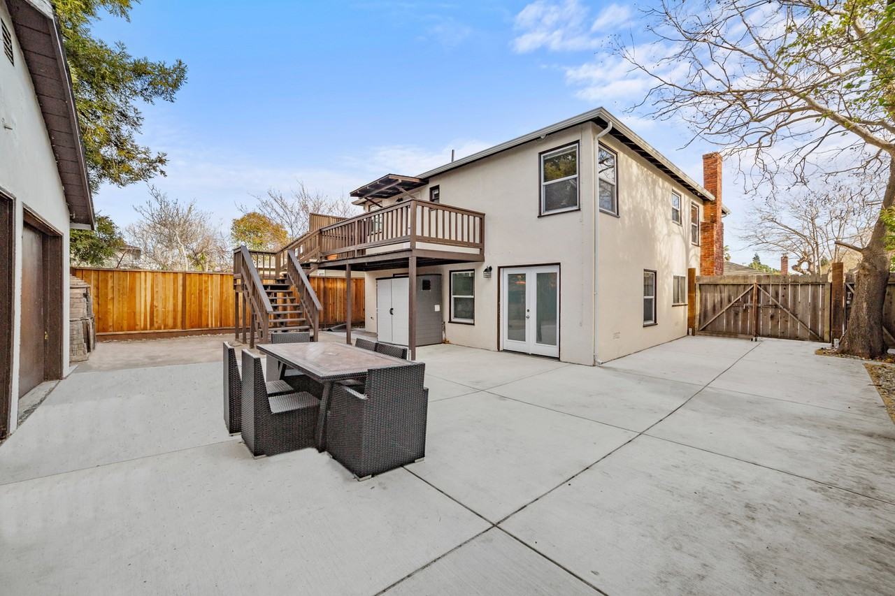 301 D St #103 - Photo 2 of 10