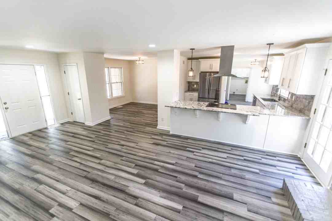 2489 Van Fleet Cir #NA - Photo 2 of 10