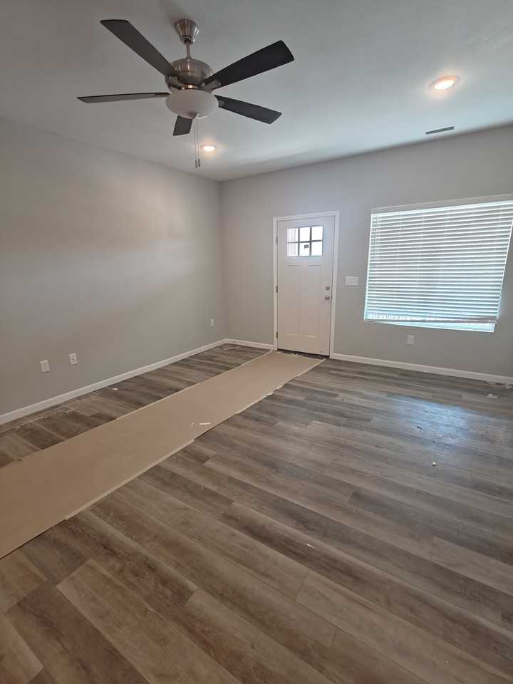 420 E Ford St #NA - Photo 3 of 12