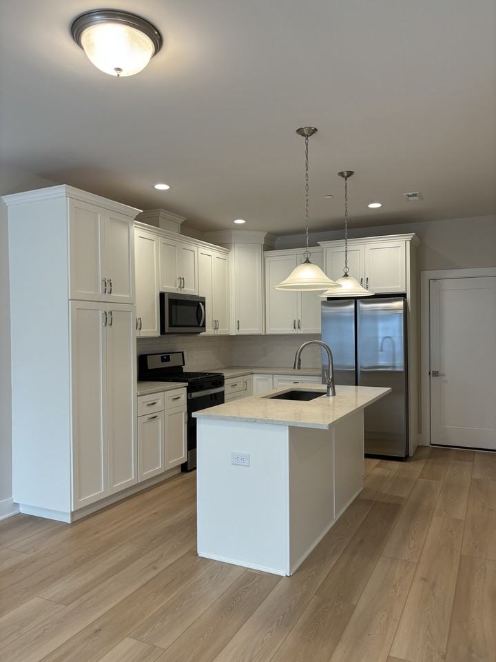 3000 Sedgeview Walk #130 - Photo 3 of 22