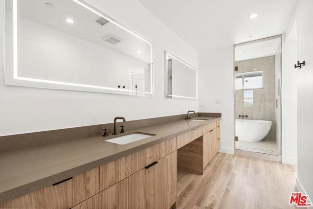 S Centinela Ave #4916 - Photo 2 of 8