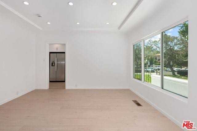 2316 Selby Ave - Photo 3 of 8