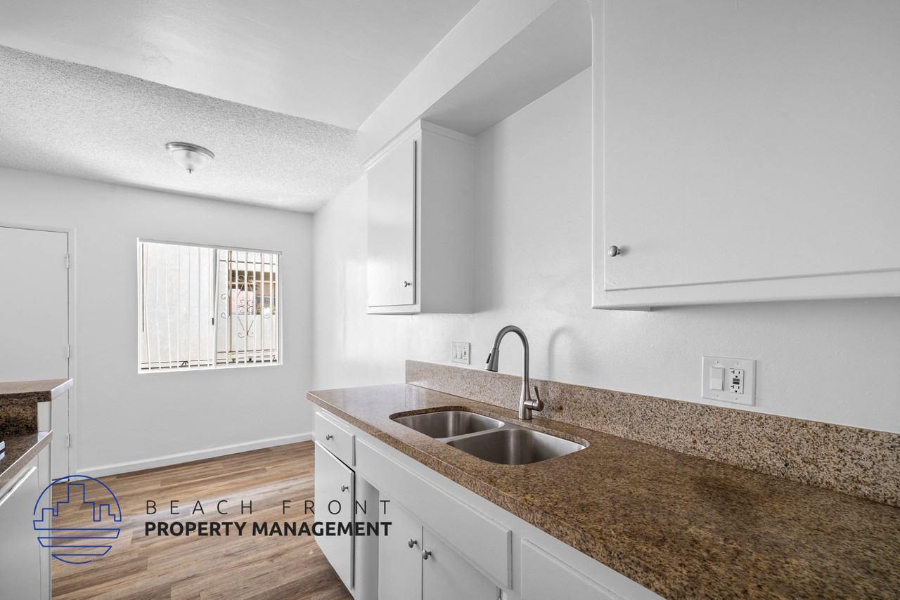 768 Gaviota Ave. - Photo 4 of 23