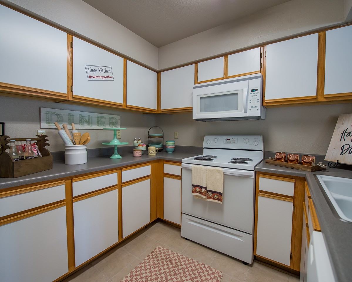 Crown Chase - Photo 7 of 12