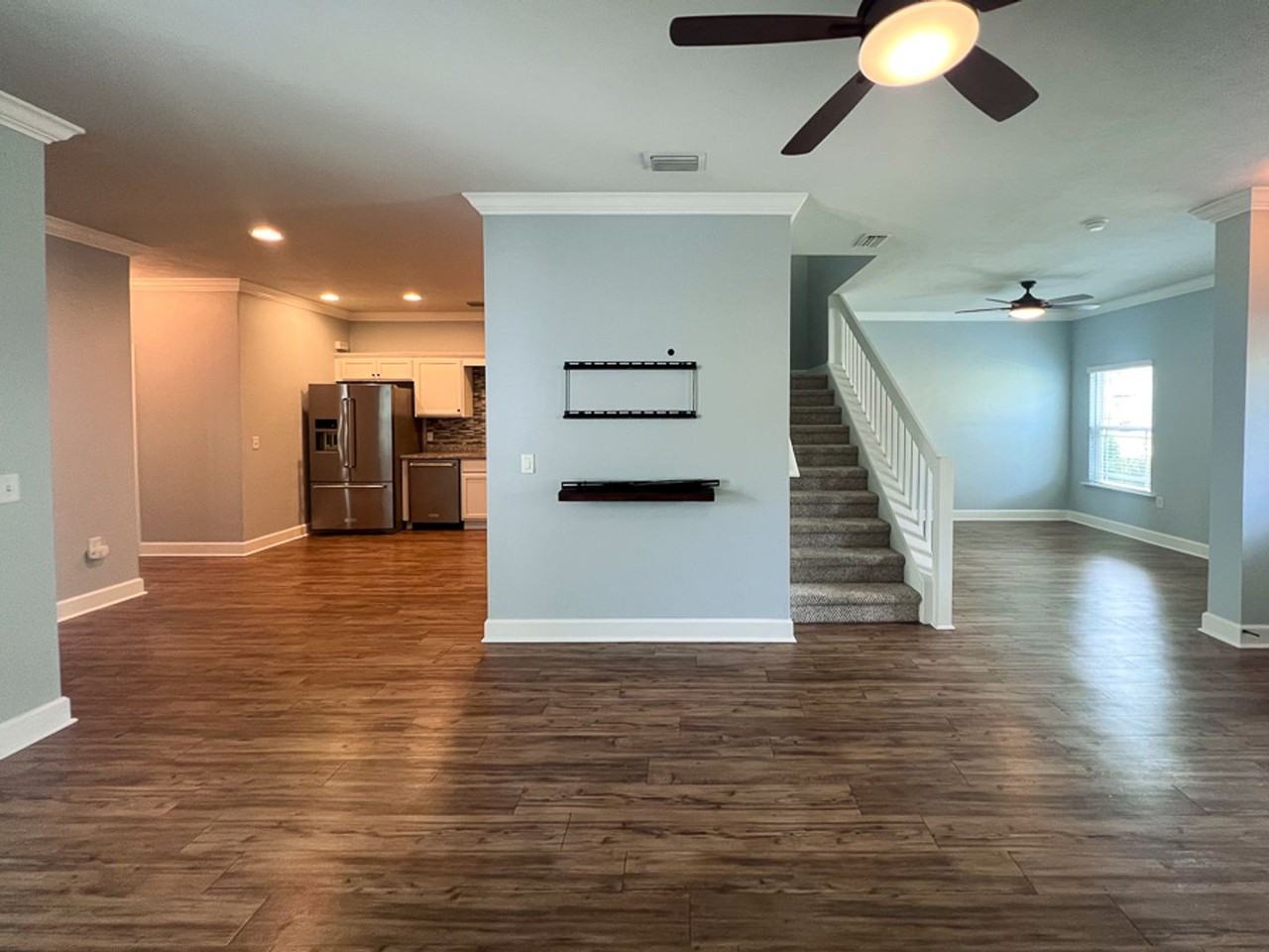 5105 Nw 22nd St - Photo 3 of 37