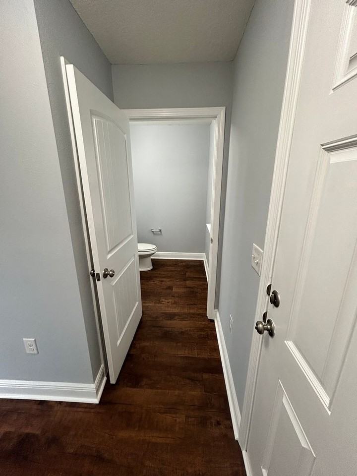 7152 Riverbrooke St - Photo 6 of 50