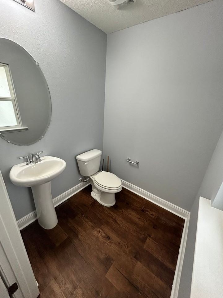 7152 Riverbrooke St - Photo 7 of 50