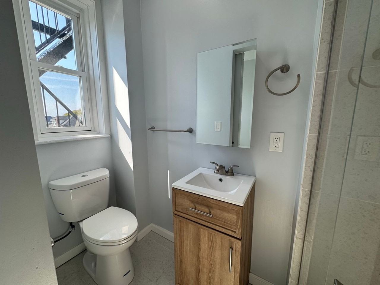 201 LaReine - Photo 6 of 20