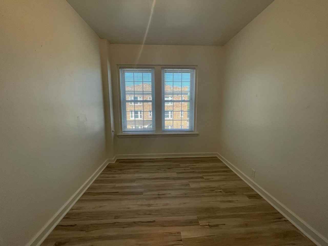 229 W Jackson Blvd #3A - Photo 7 of 9