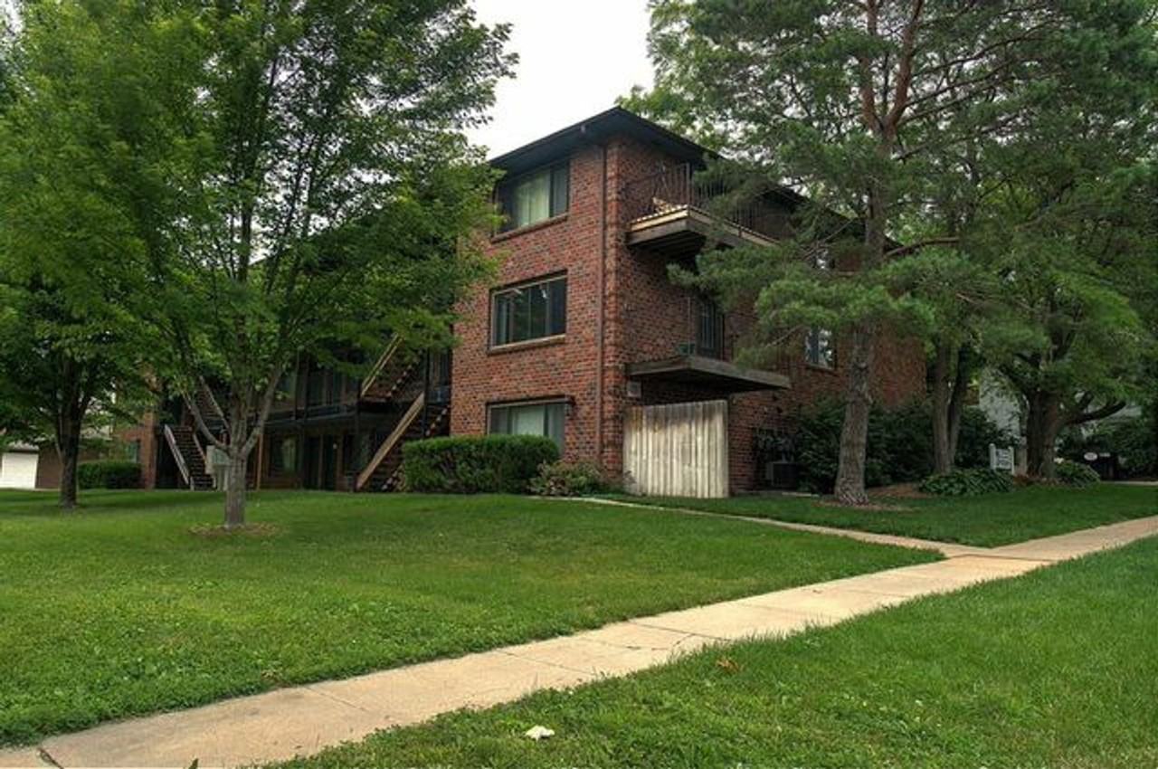 Parkside Apts. (TDS) Cooper & Prescott, Lincoln, NE 68506 Apartment