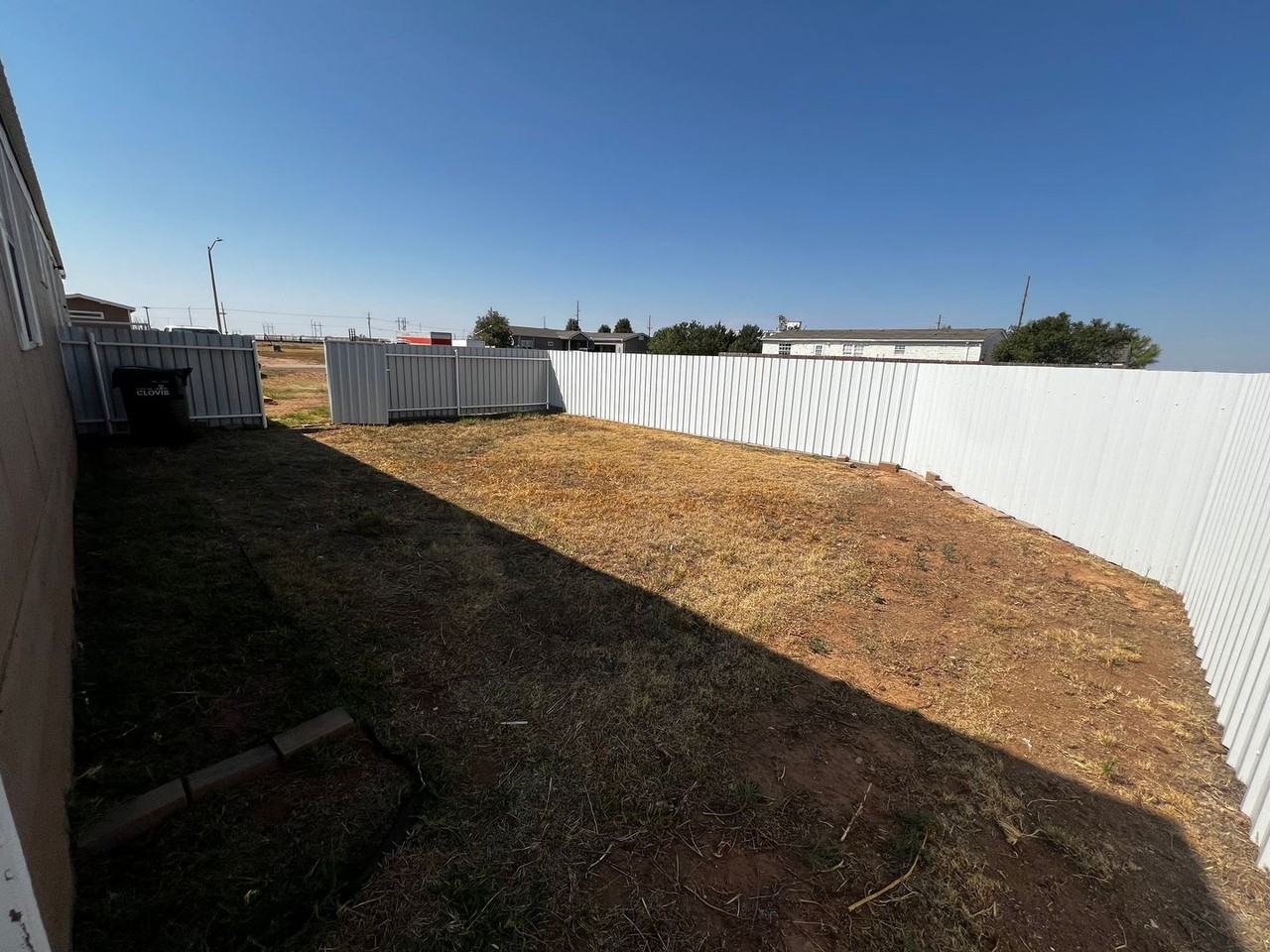 3900 Weston St - Photo 6 of 33