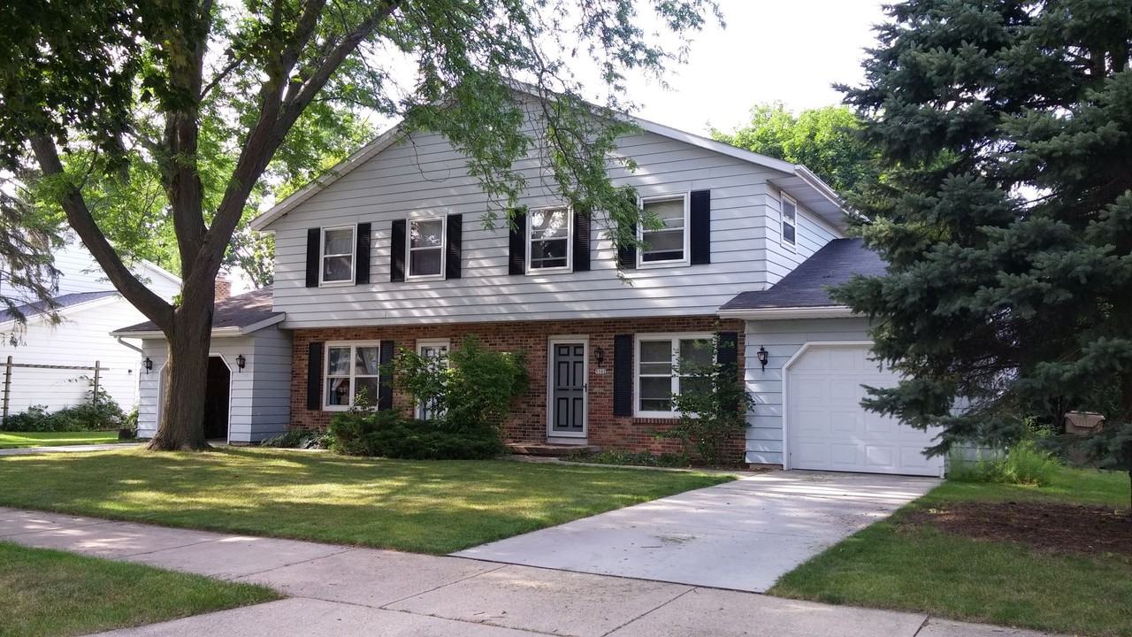 5304 Manitowoc Pkwy - Photo 2 of 22