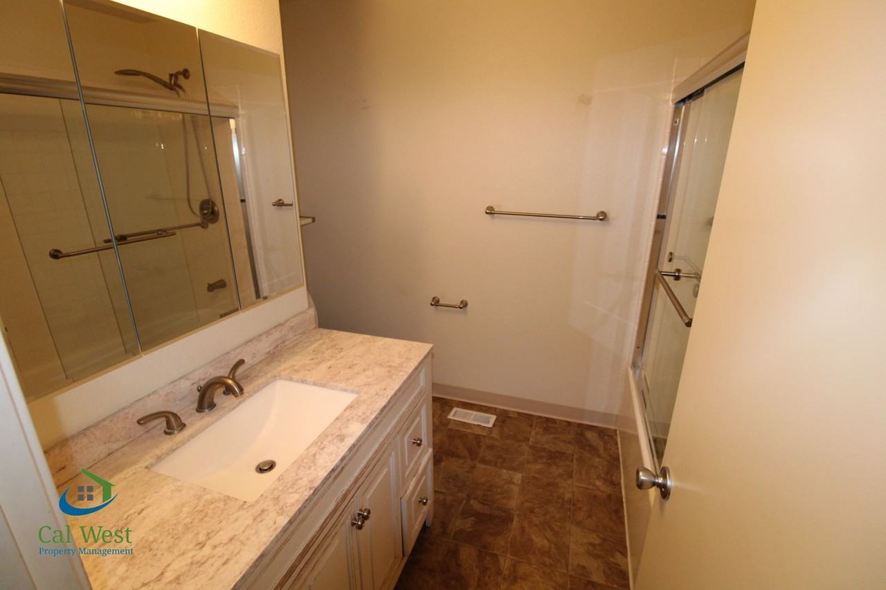 AE61 - 1642-1644 San Tomas Aquino Rd. - Photo 2 of 20